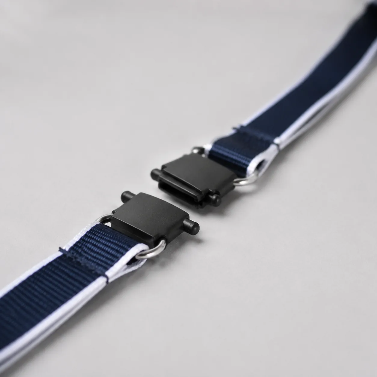 Breakaway Lanyard Specifications That Pass Event Safety Checks
