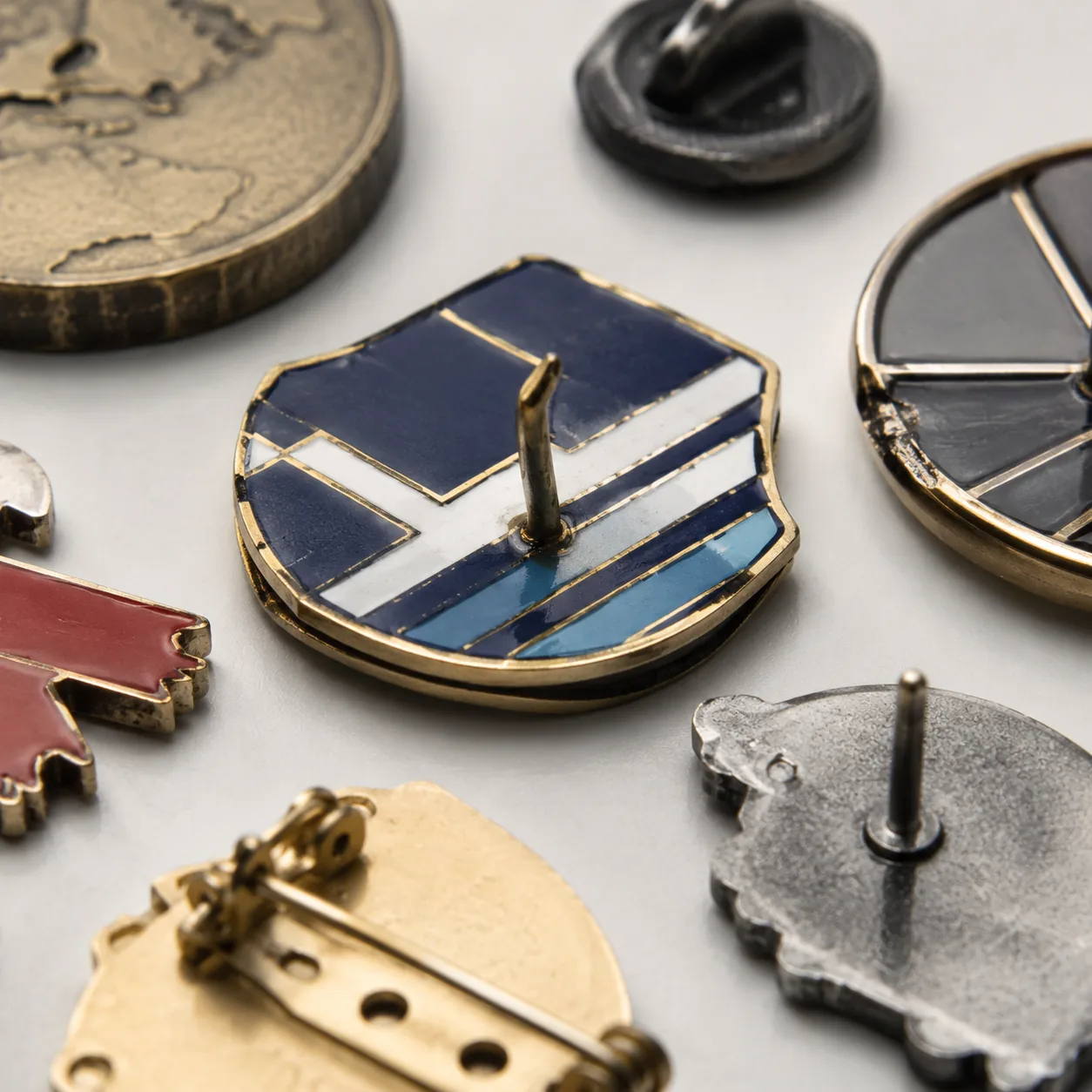 Failure Modes in Custom Metal Giveaways: Specs That Prevent Rework